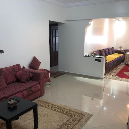 Bel Appartement Renove Proche De La Gare Du Train Rabat Exterior photo