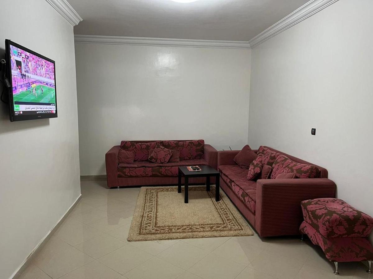 Bel Appartement Renove Proche De La Gare Du Train Rabat Exterior photo